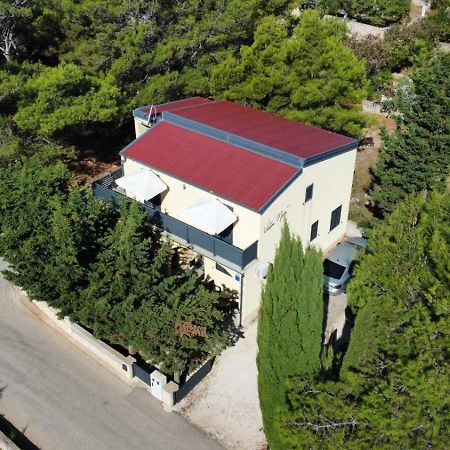 Villa Niva Vir Exterior photo
