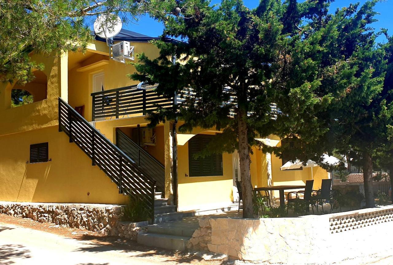 Villa Niva Vir Exterior photo